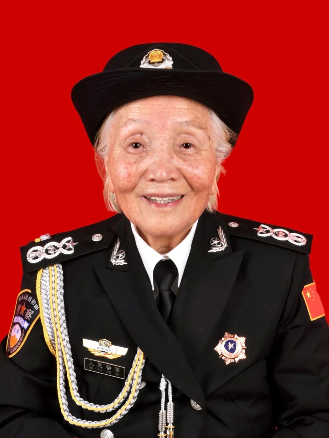 那年，我的母亲只身进藏，拼死救夫！真像江姐那么勇敢！