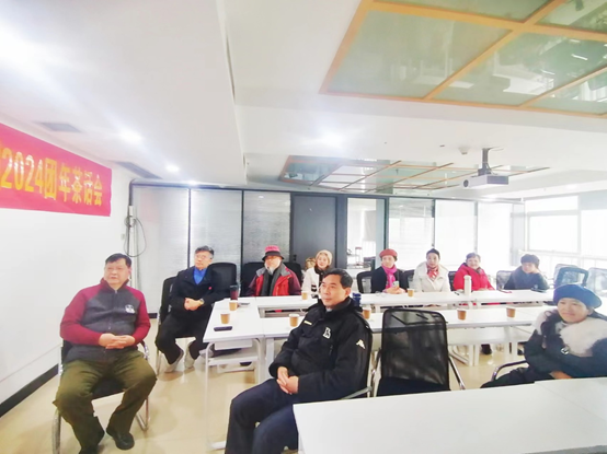 《英雄文化网》2024团年茶话会在投资大厦隆重举行