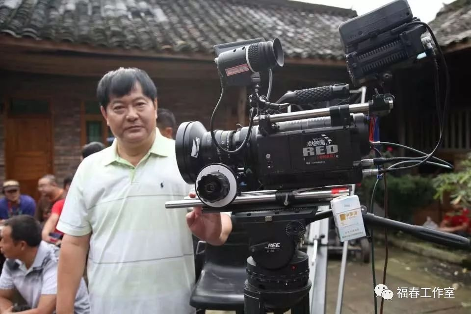 何必非要教人成功