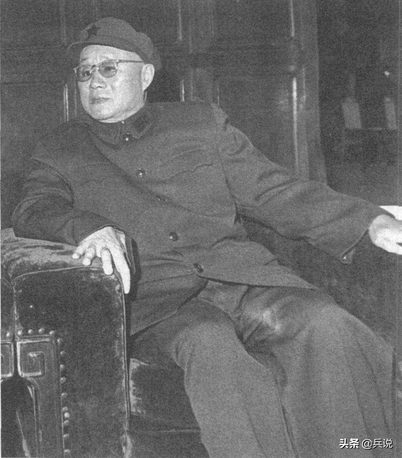刘伯承究竟以什么身份，指挥对印反击战？自称“编外参谋”