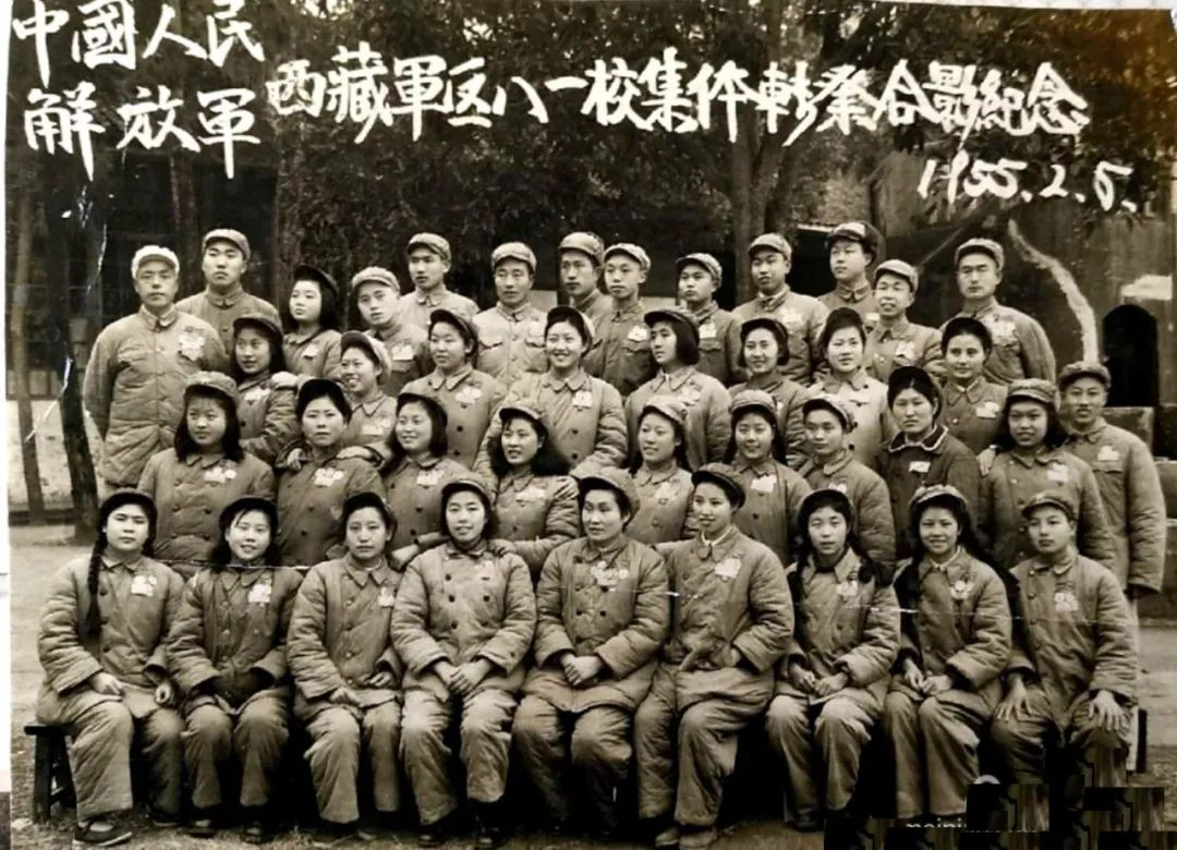 表演节目，我从小总是被淘汰。长大后，我开始淘汰别人…